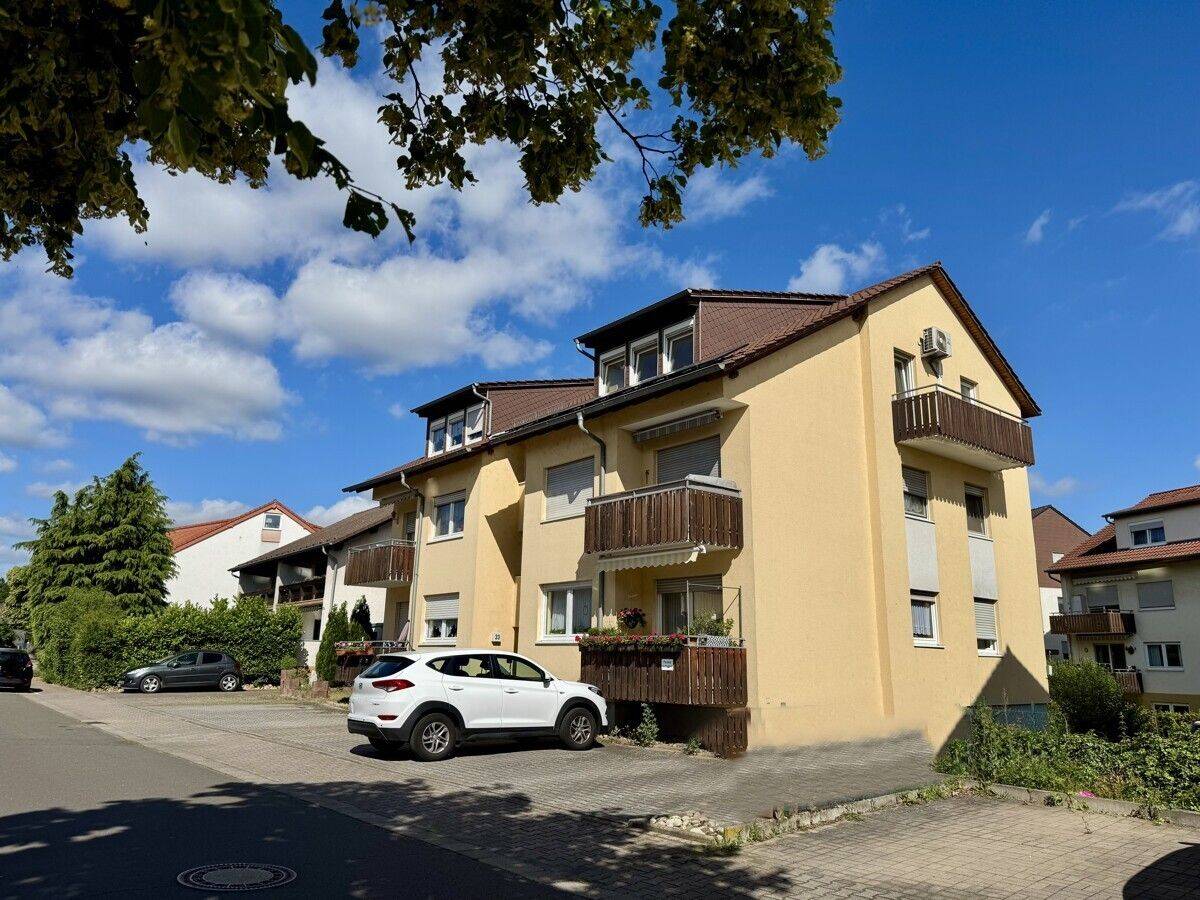 Dachgeschosswohnung mit Balkon, 67304 Eisenberg (Pfalz)