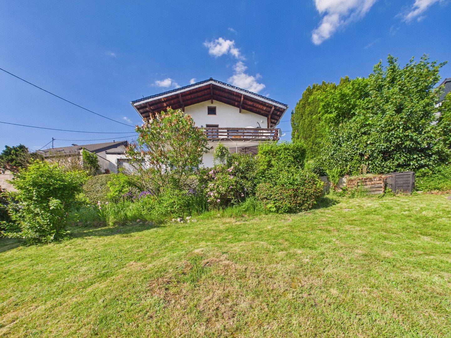 Familienfreundliches Haus in ruhiger Lage, 57584 Scheuerfeld