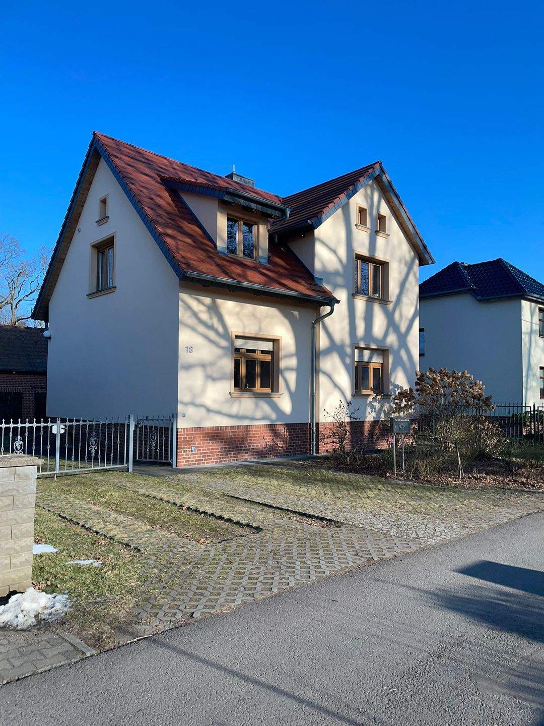 Aufwendig saniertes Einfamilienhaus in Branitz zu verkaufen !, 3042 Cottbus (Branitz Merzdorf Mitte Sandow)