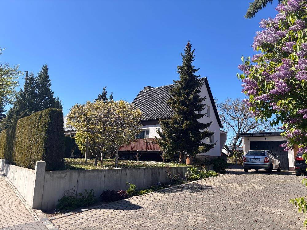 gepflegtes Einfamilienhaus in Dresden-Cossebaude mit Fernblick, 1156 Dresden