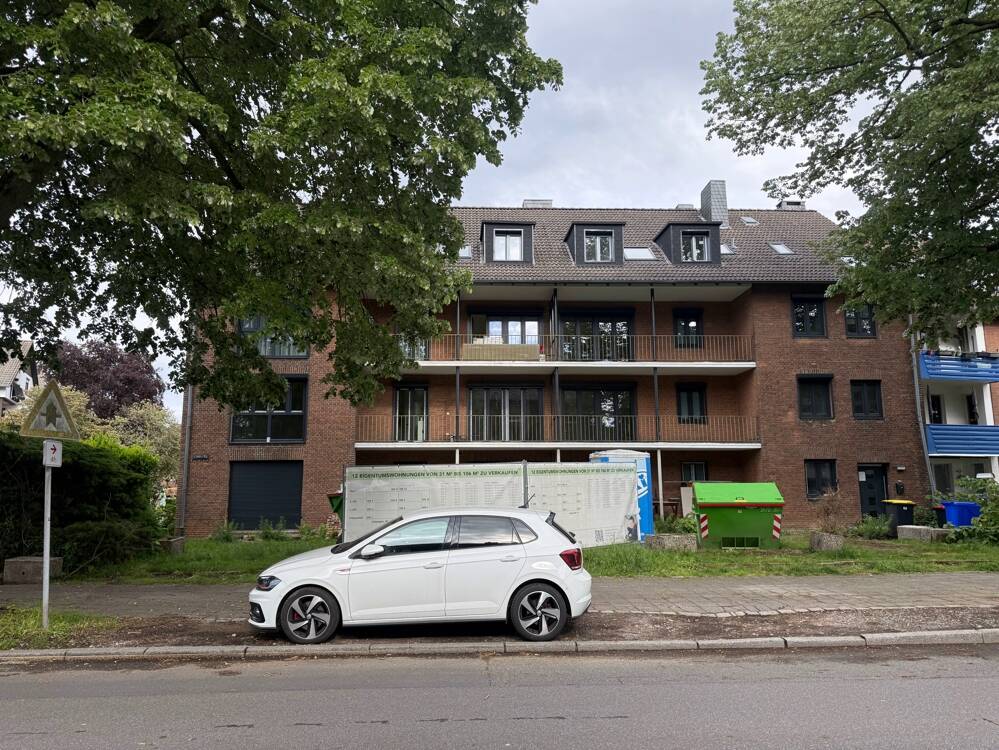 Urban und doch zentral: Gut aufgeteilte 2 Zimmer mit Balkon in beliebter Lage von Krefeld Uerdingen, 47829 Krefeld (Gartenstadt Uerdingen)