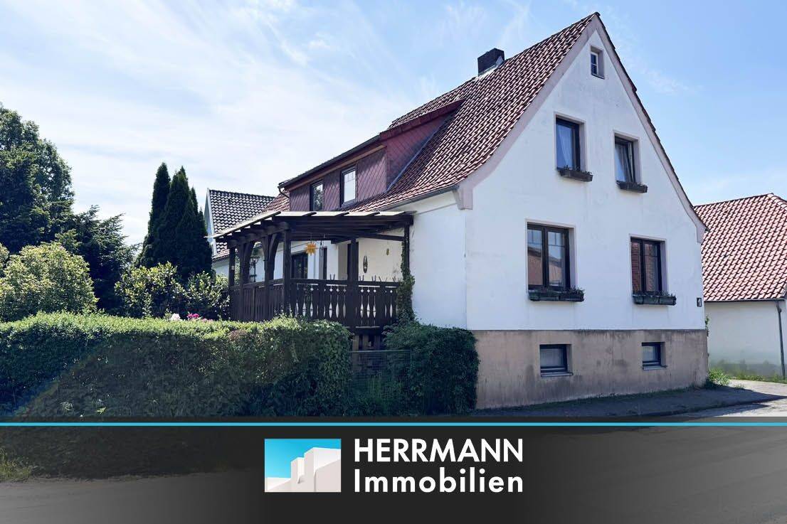 Charmantes Einfamilienhaus mit Garten, Photovoltaikanlage und Ausbaureserve, 31832 Springe