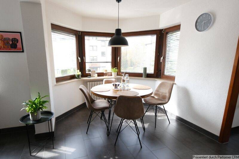 Modernisierte 3-Zimmer-Wohnung in sonniger Ausrichtung mit schönem Erker, 71332 Waiblingen
