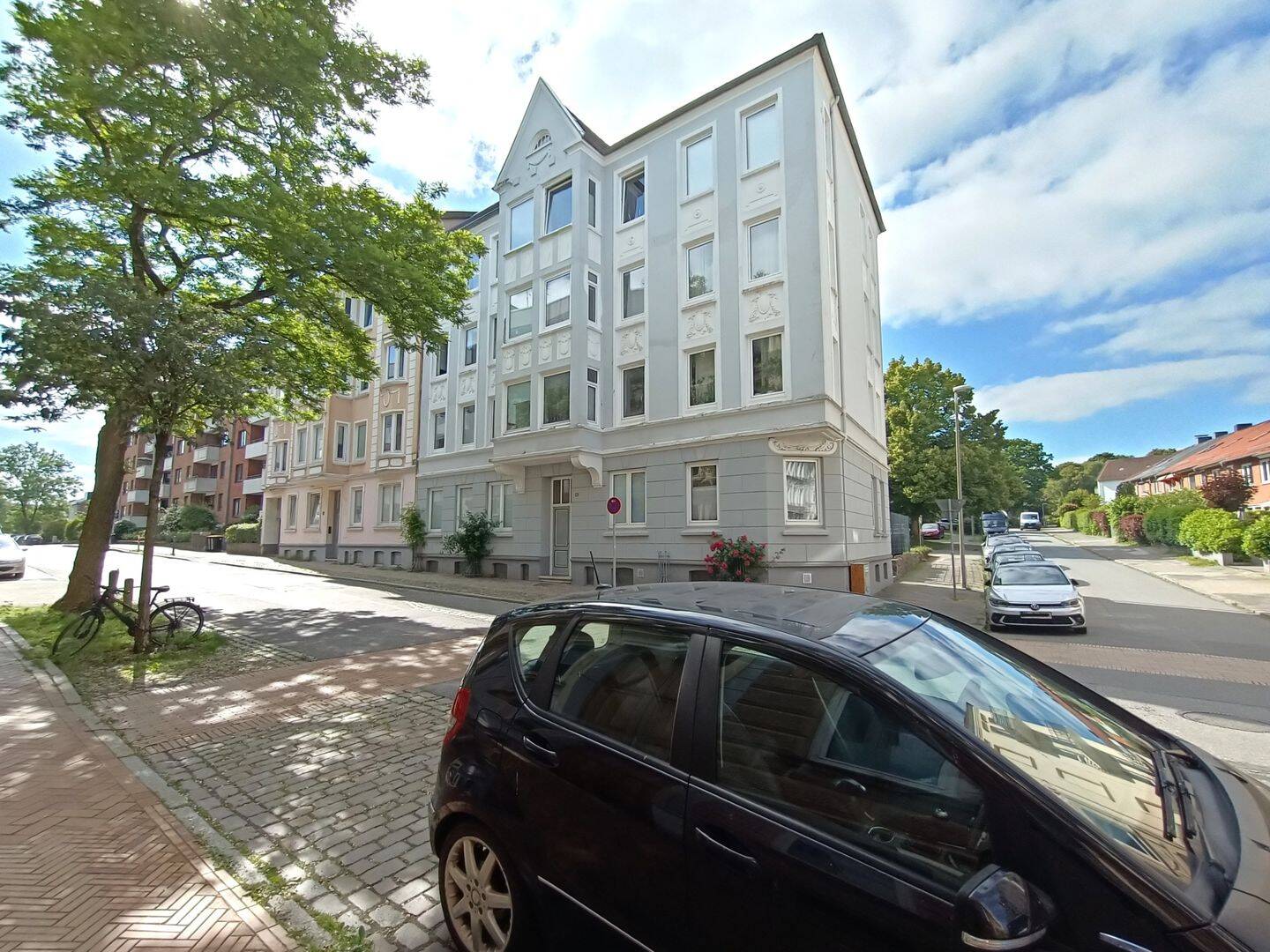 Ansprechende 2-Zimmer-Altbauwohnung auf dem Friesischen Berg mit attraktiver Rendite, 24937 Flensburg