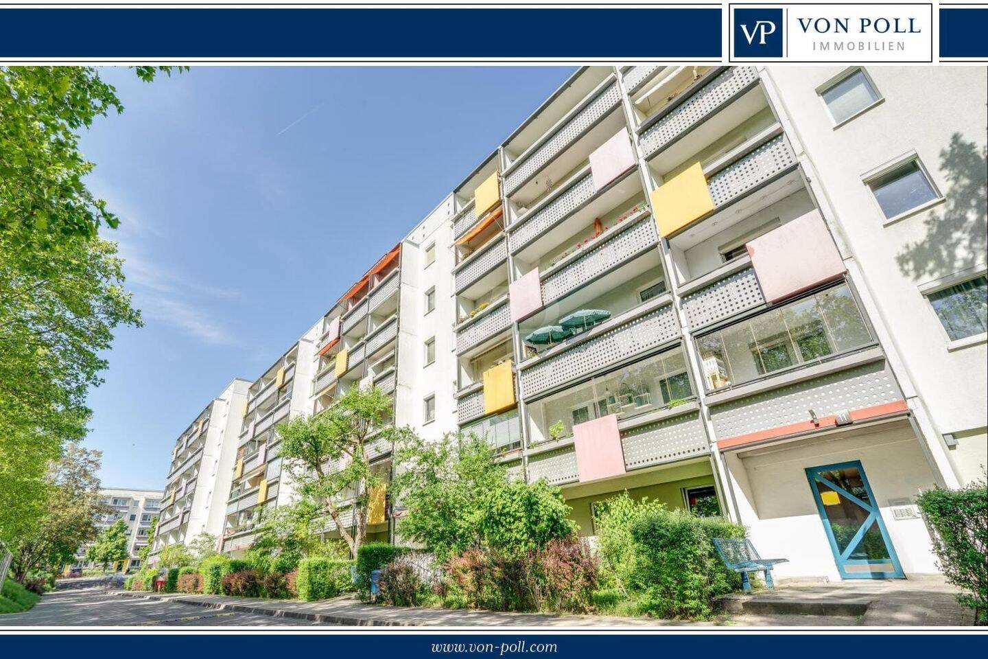 Frisch veredelte Zwei-Zimmer-Wohnung mit gläsernem Sonnenplatz, 12629 Berlin (Marzahn-Hellersdorf Hellersdorf)