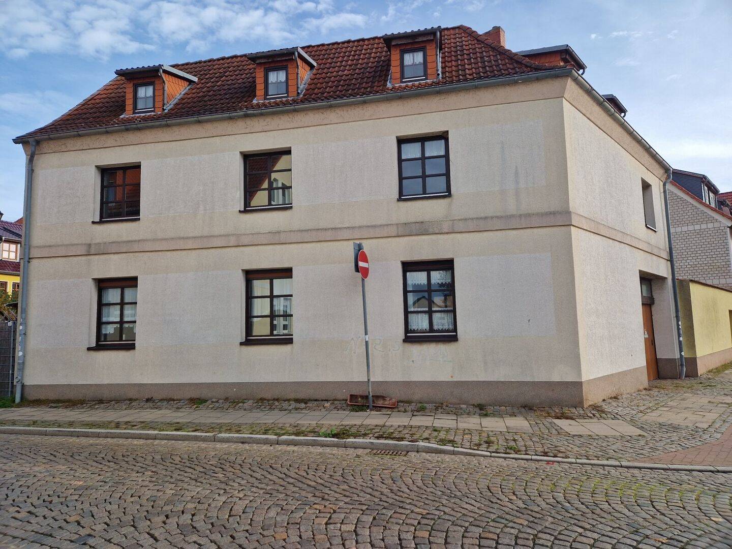 Einfamilienhaus mit Einliegerwohnung und Carport in Oschersleben., 39387 Oschersleben (Bode)
