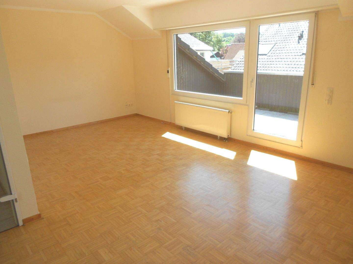 Gepflegte Wohnung im Dreifamilienhaus mit Blick zum Teutoburger Wald, 33619 Bielefeld