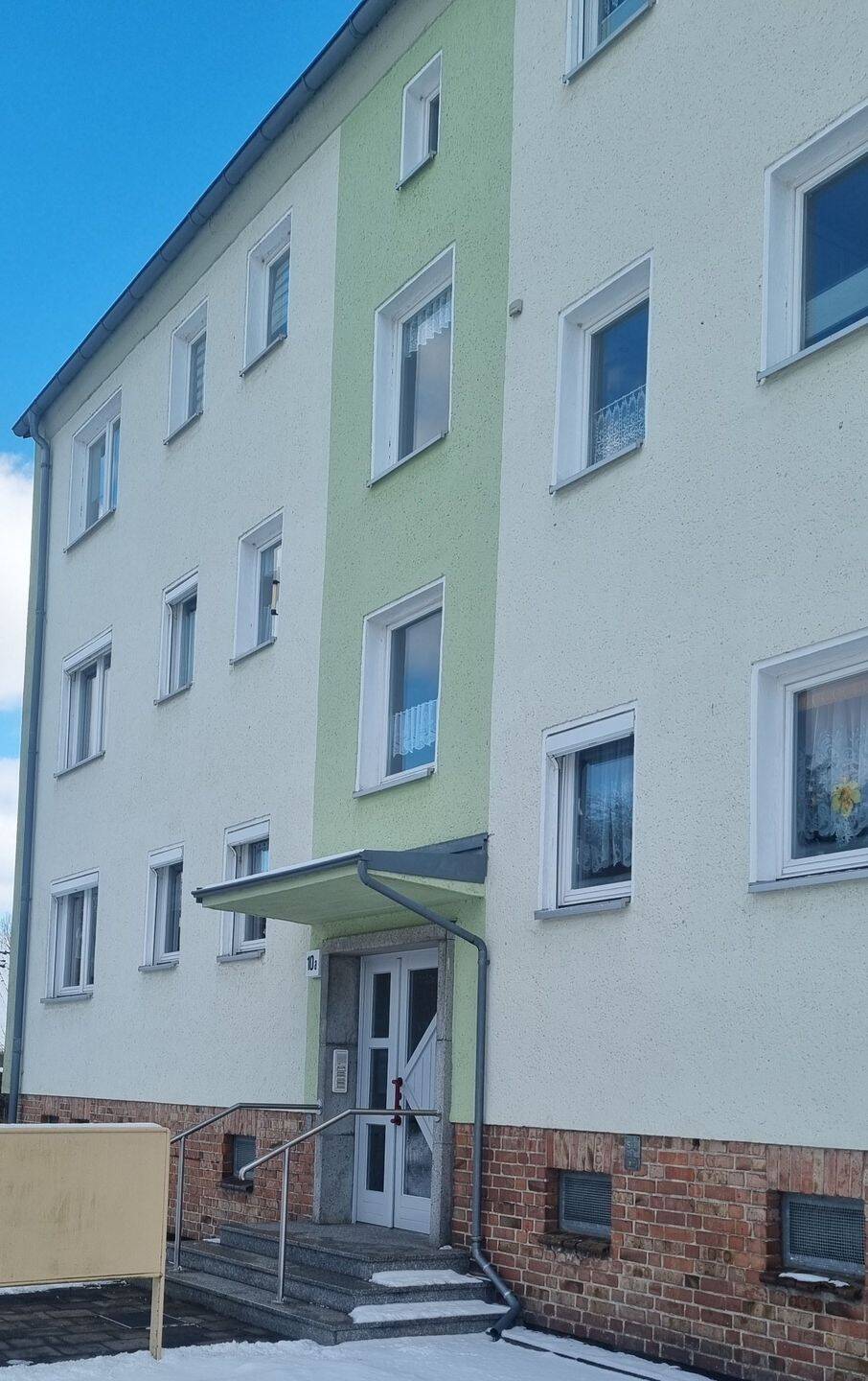 Verkaufe Vier-Zimmer-Wohnung, 19300 Balow