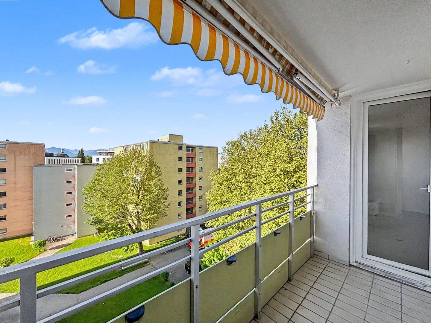 Rosenheim – Helle 3-Zimmer-Wohnung – modernisiert und sofort bezugsfrei, 83022 Rosenheim (Happing Innenstadt Ost Süd West)