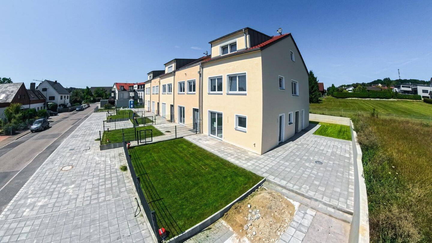 NEUBAU – Erstbezug ins neue Haus – Energieeffizienz A+ – Aichach-Klingen !!!, 86551 Aichach