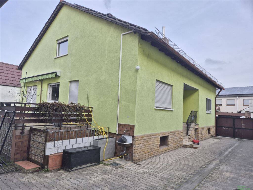 Großzügiges Wohnhaus mit Scheune, Zentral Gerolsheim, 67229 Gerolsheim