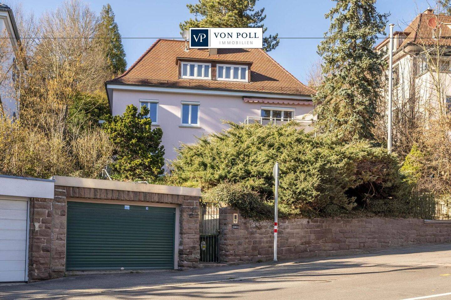 Familienidylle mit Einliegerwohnung und großem Südgrundstück, 70195 Stuttgart (Botnang)