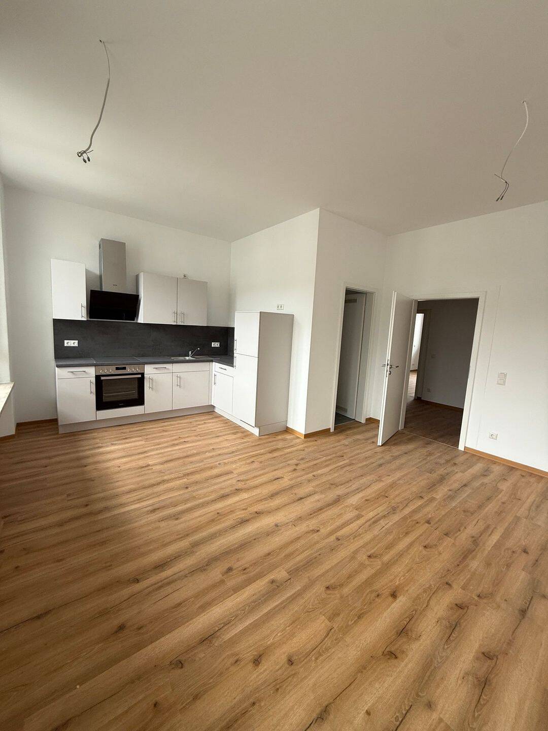 2 Zimmer Wohnung in Waldsassen WHG 52 mit EBK und 2 Stellplätze, 95652 Waldsassen