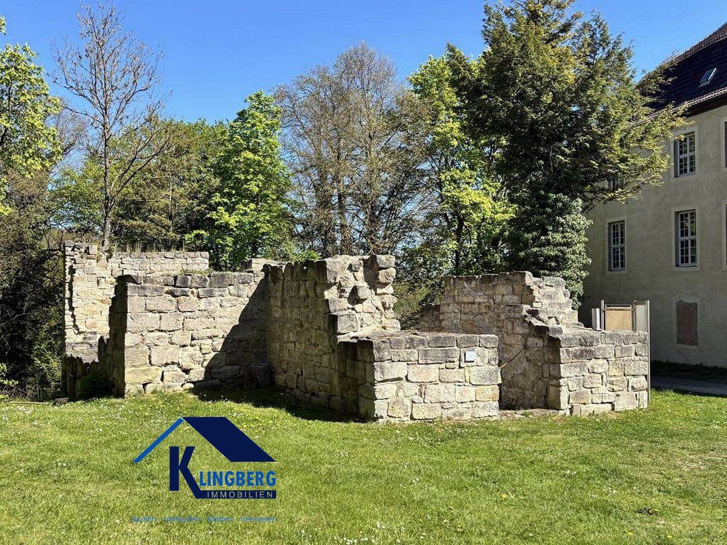 Schloss Steinburg ° Ihre Investitionsmöglichkeit mit Geschichte ° ETW im 1.OG zu verkaufen!, 6647 An der Poststraße