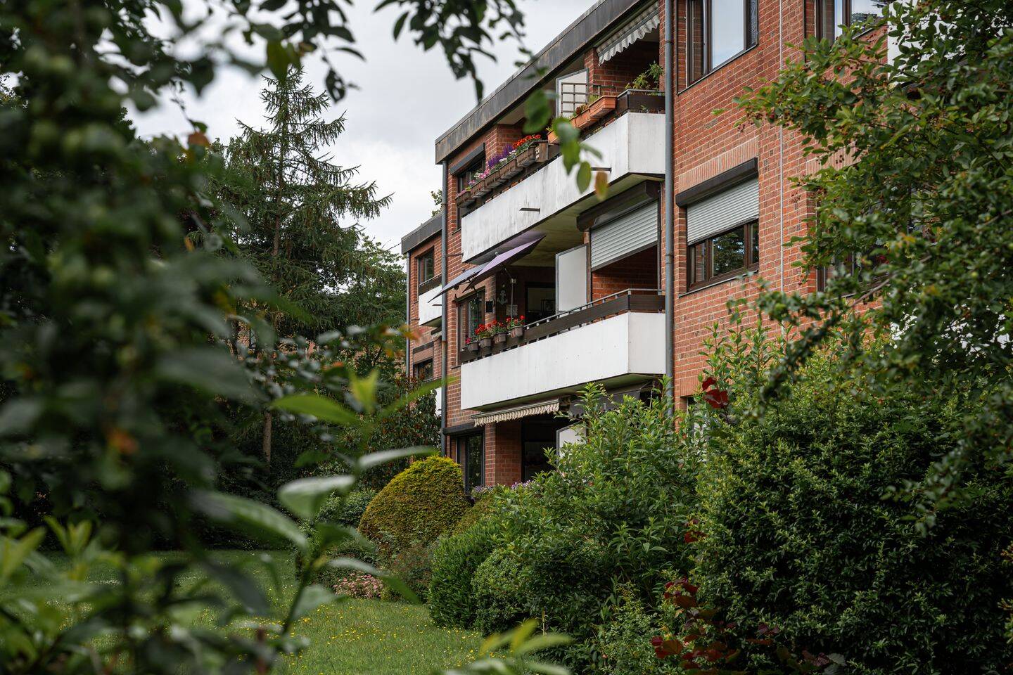 3-Zimmer-Wohnung mit Balkon und Tiefgaragenstellplatz in der Lüneburger Weststadt, 21339 Lüneburg