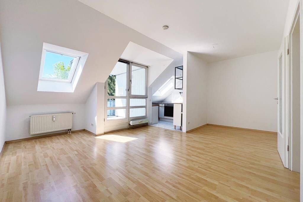 Unterhaching: Gut geschnittene 1-Zimmer-Wohnung mit Wohlfühlcharakter, 82008 Unterhaching