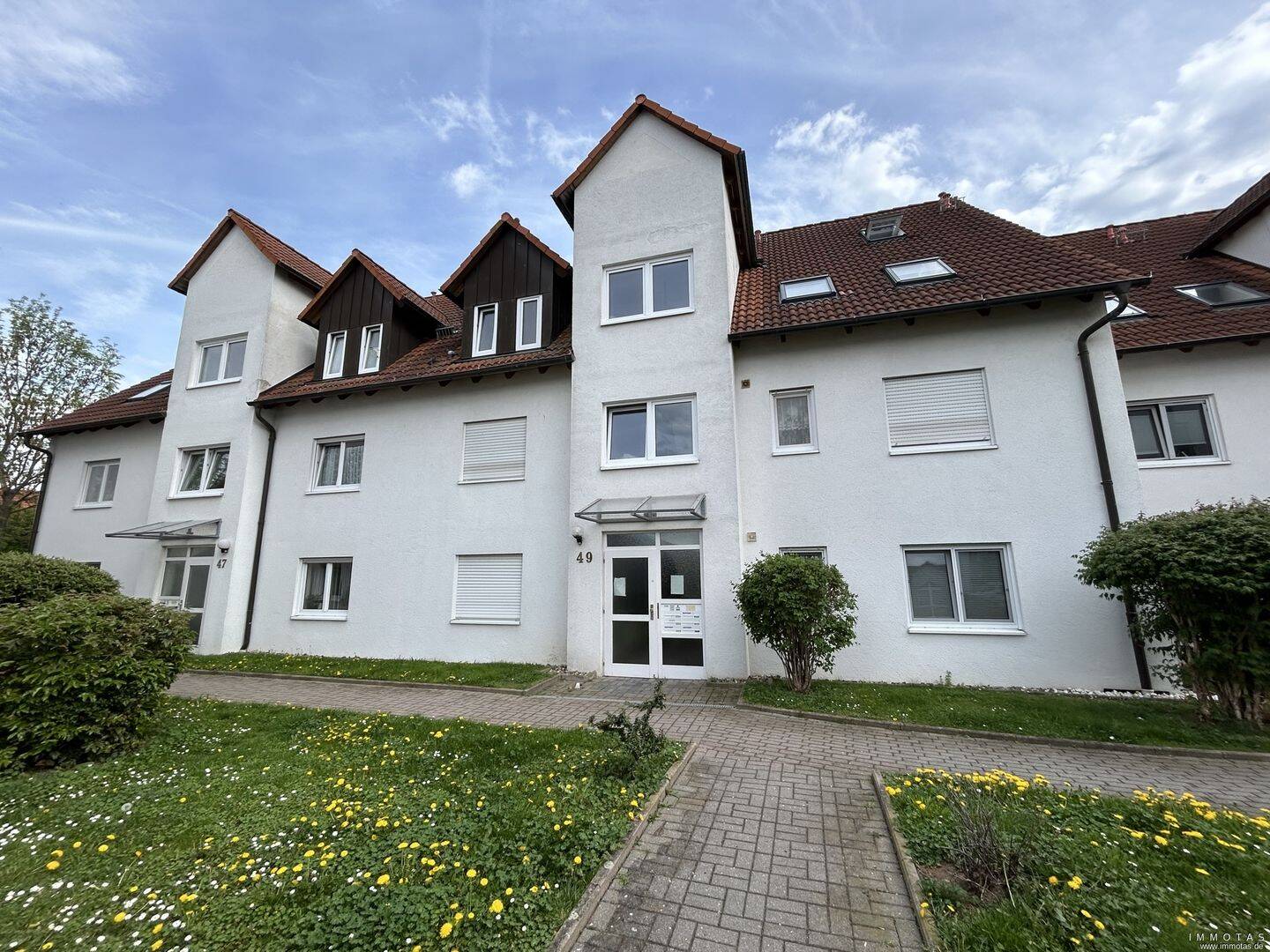 Vermietete 2-Zimmer-Eigentumswohnung mit Terrasse und Tiefgaragenstellplatz, 99099 Erfurt