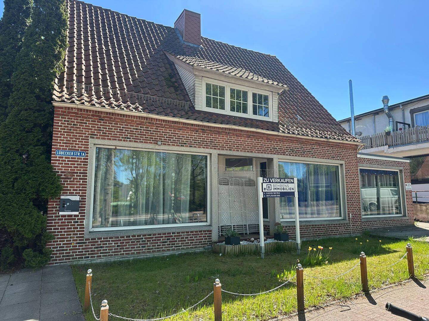 Großes Einfamilienhaus mit Platz für Familie und Homeoffice im Zentrum Lensahns, 23738 Beschendorf