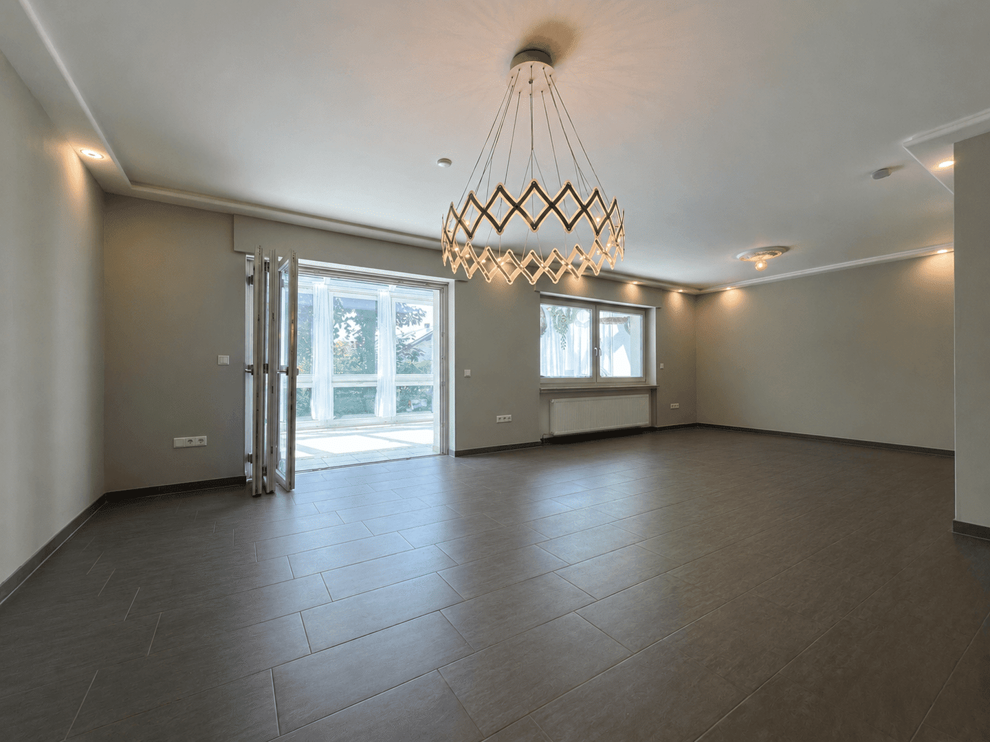 Exklusives Reihenendhaus mit Einliegerwohnung in Paderborn-Marienloh, 33104 Paderborn