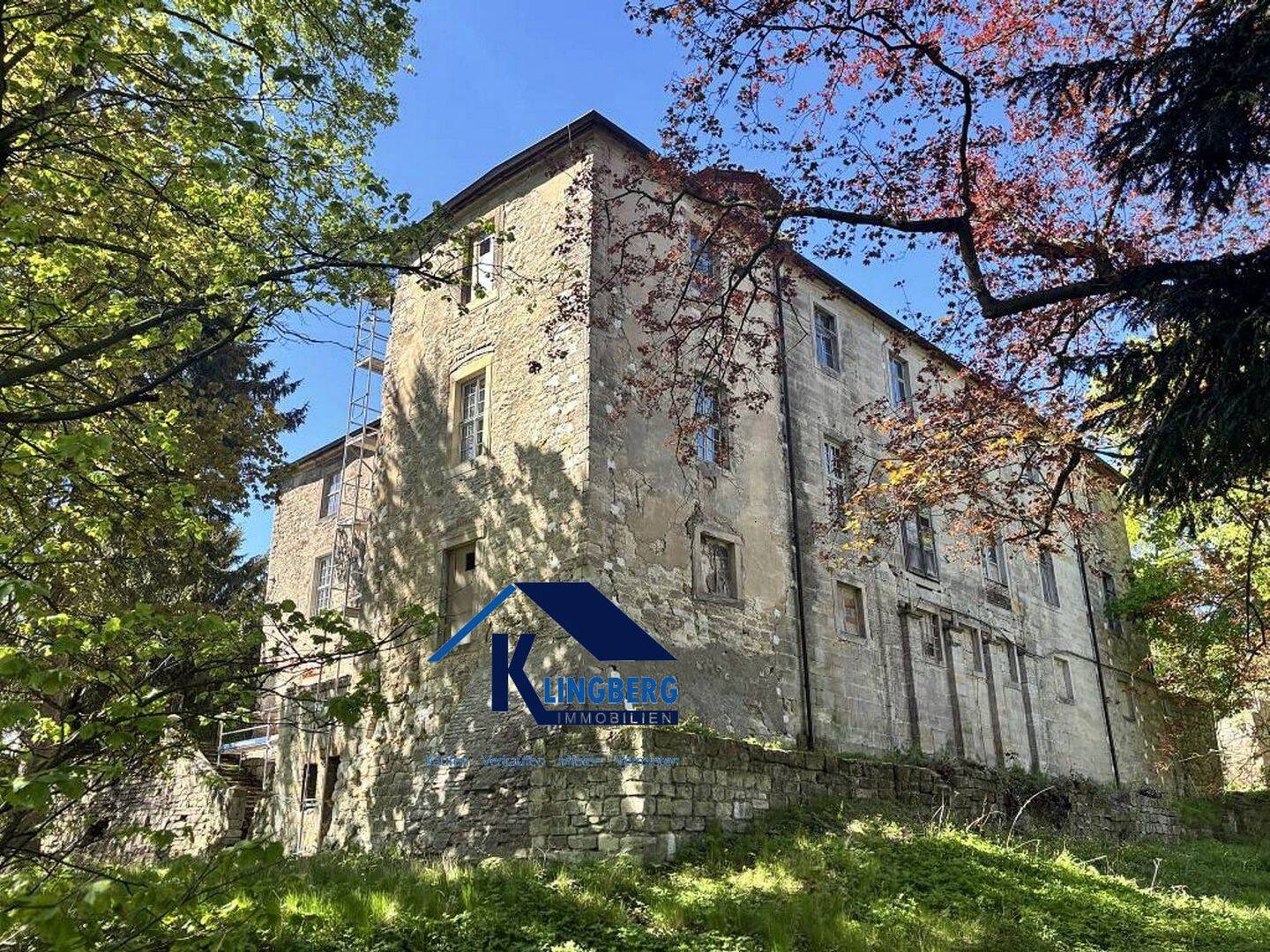Schloss Steinburg ° Ihre Investitionsmöglichkeit mit Geschichte ° Eigentumswohnung zu verkaufen!, 6647 An der Poststraße