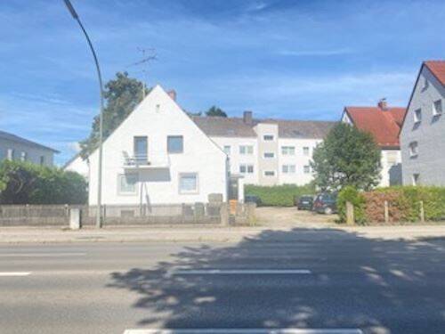 Sanierte 3-Zi-EG-Wohnung in 2-Familienhaus in Augsburg, 86179 Augsburg (Haunstetten Siebenbrunn)