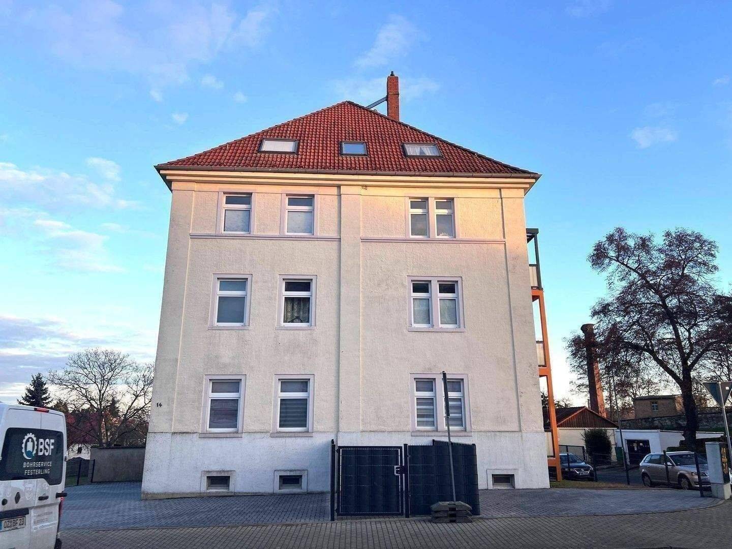 2-Zi.-Wohnung, Balkon, EBK, PKW-SP in Oschatz, 4758 Cavertitz