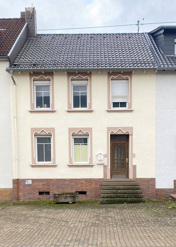 *NEUER PREIS*Haus mit Entwicklungspotenzial in Losheim am See zu verkaufen!, 66679 Losheim am See