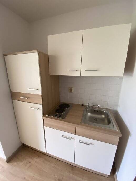 Singlewohnung mit Küchenzeile, 4886 Arzberg