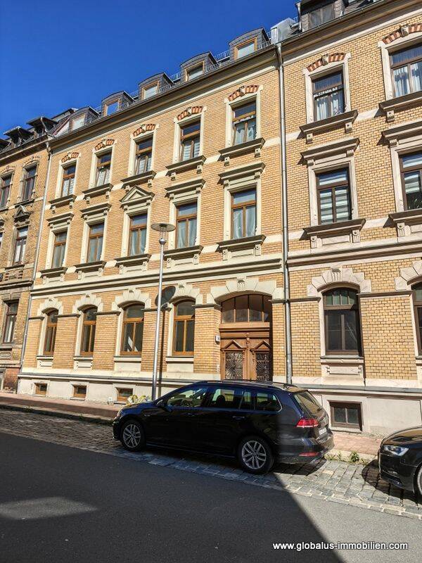 Zentrumsnahe 4-Raum-Wohnung mit Balkon, 8525 Plauen