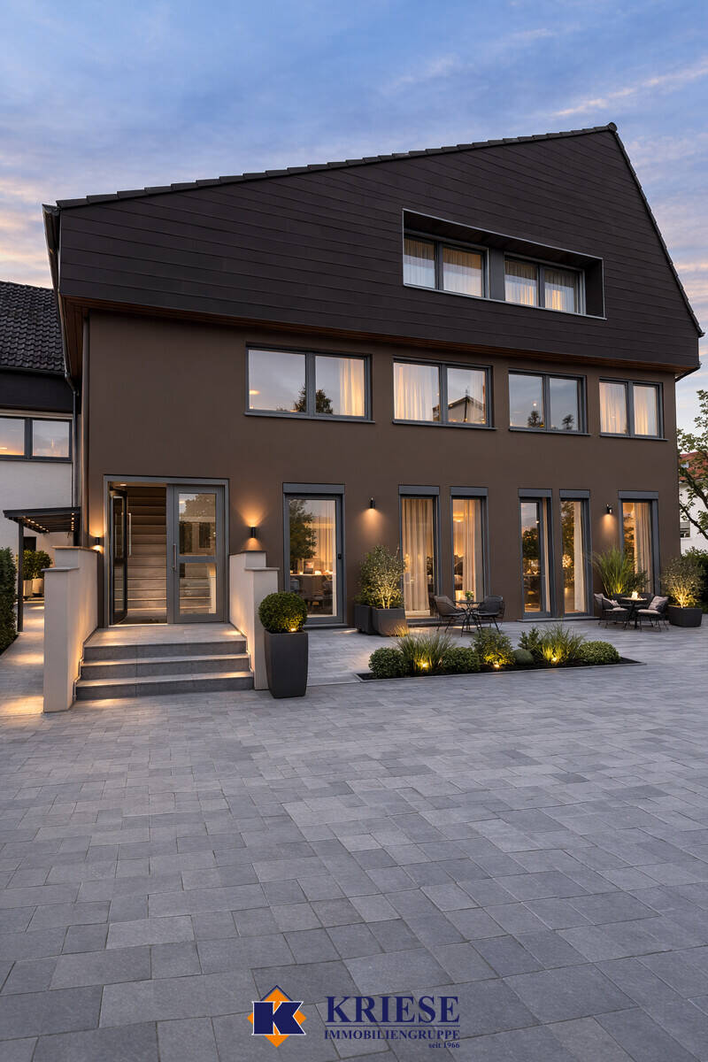 PROVISIONSFREI – CITYGOLD-LIVING – Haus-im-Haus mit Ausbaupotenzial – Exklusive 3,5-Zi.-Maisonette, 82110 Germering