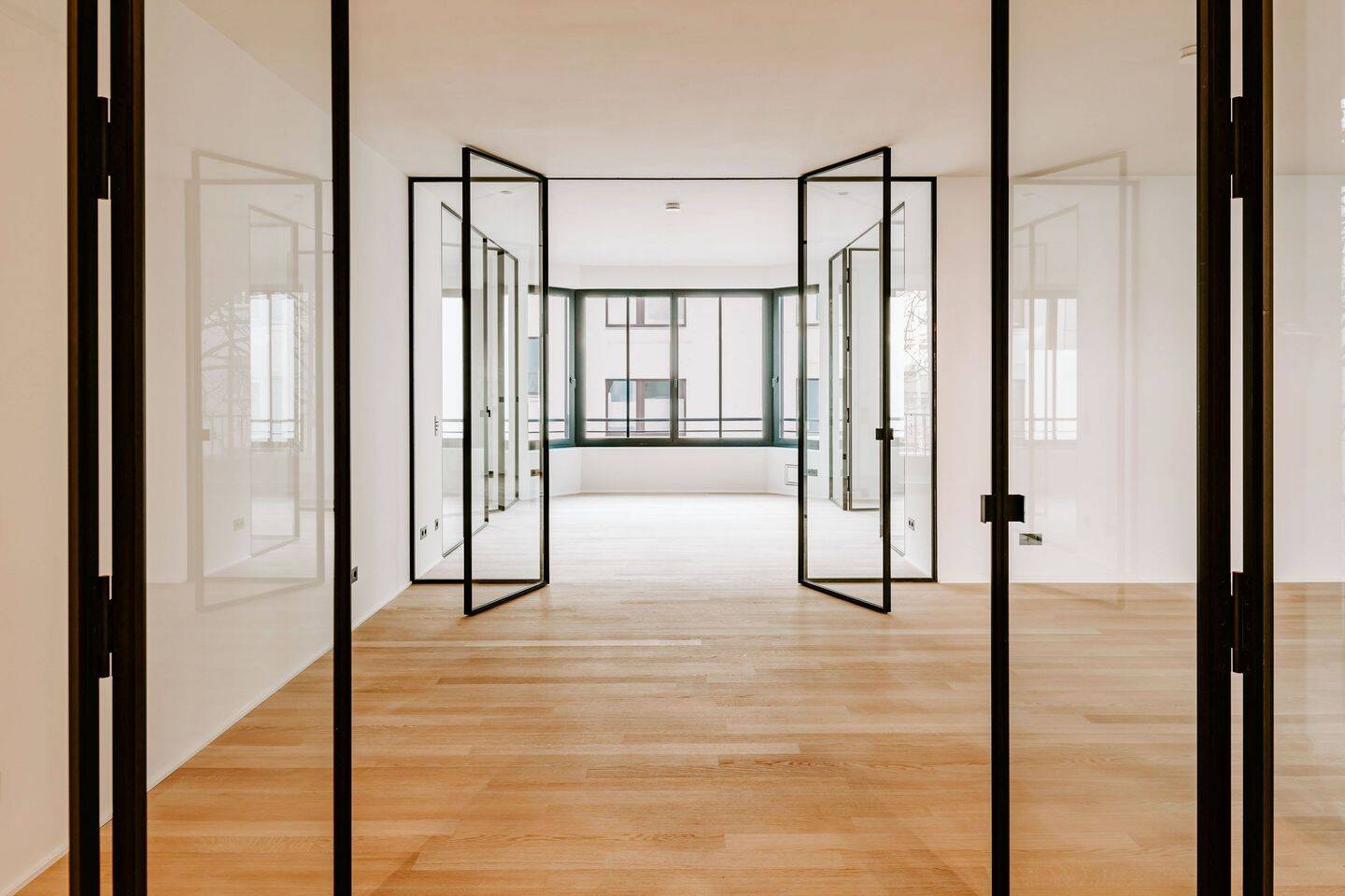 Sebastian Treese Architekten: Exklusives Wohnen im Scheunenviertel, 10119 Berlin (Mitte Prenzlauer Berg)