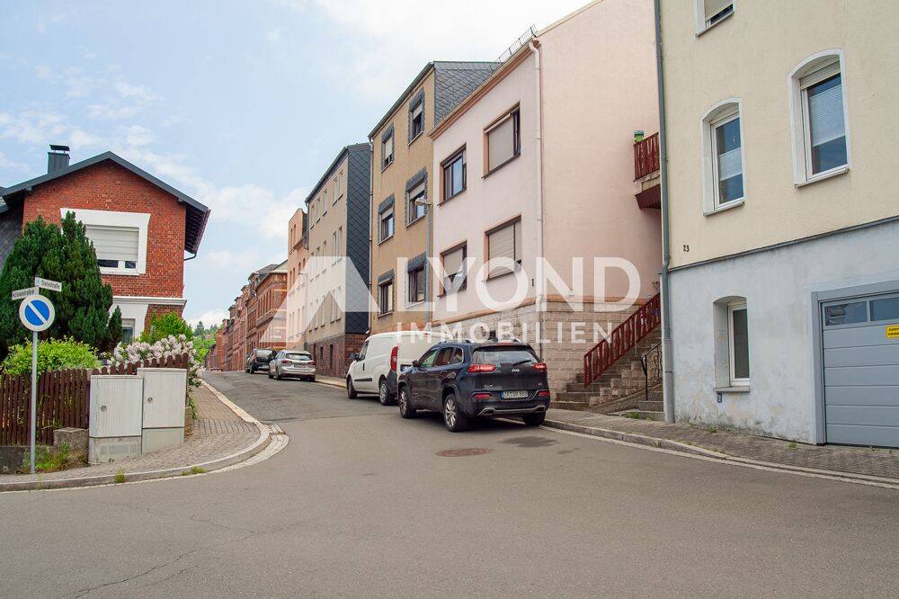 Großzügiges Einfamilien- oder Mehrgenerationenhaus mit gepflegtem Garten, 7950 Weißendorf