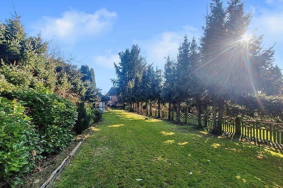 Liebevolle Doppelhaushälfte für die ganze Familie mit großem, idyllischem Garten in Kücknitz!, 23569 Lübeck (Kücknitz Travemünde)