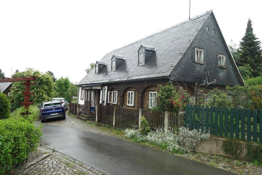 Kleines Umgebindehaus mit historischem Charakter, 2727 Ebersbach-Neugersdorf
