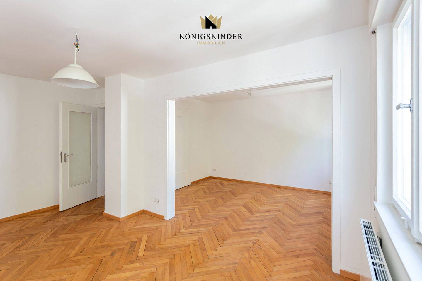 Urbanes Wohnjuwel: Frisch sanierte 4-Zimmer-Wohnung mit Schlossgarten-Nähe & West-Balkon