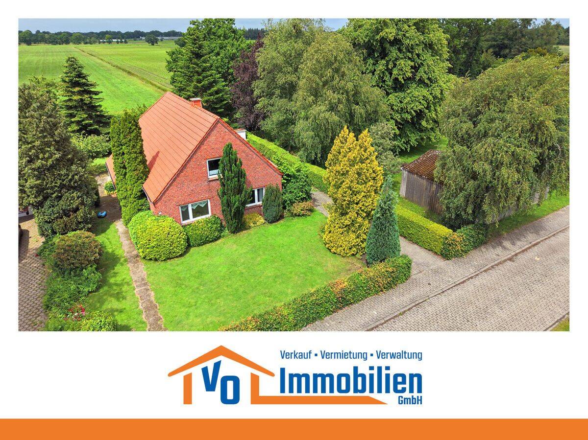 Sanierungsbedürftiges Landhaus mit Potenzial – ruhige, rückwärtig unverbaute Lage am Kanal, 26629 Großefehn