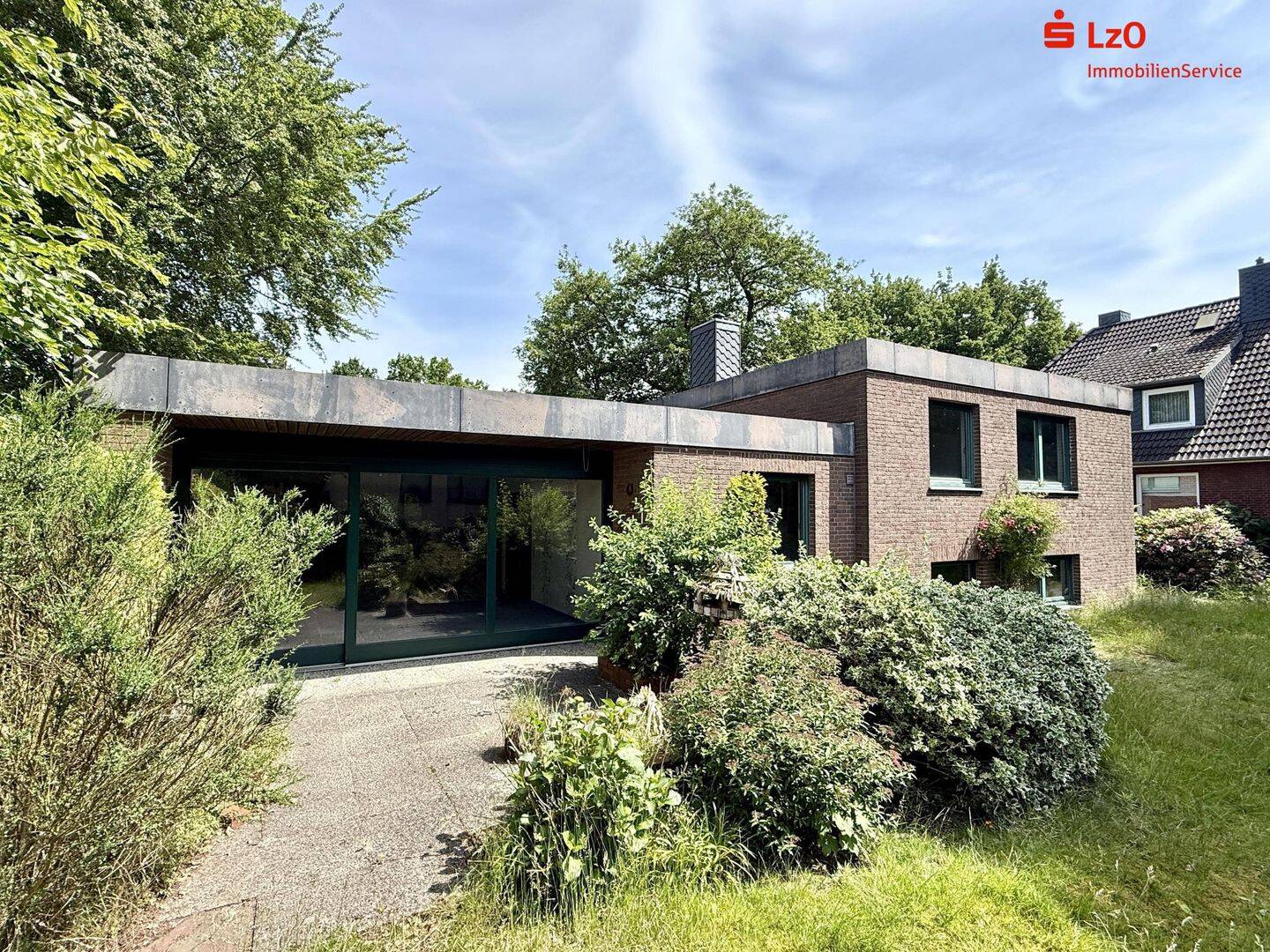 Großzügiges Einfamilienhaus mit besonderer Architektur, 27777 Ganderkesee