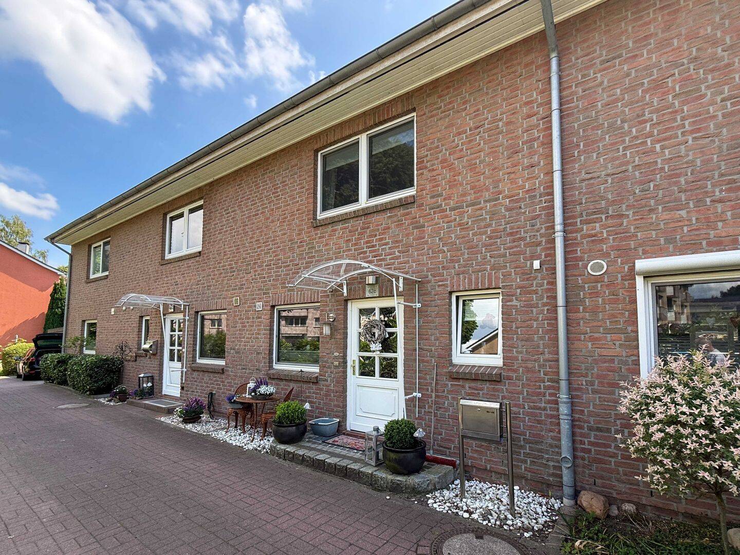 Gepflegtes Zuhause mit Wohlfühlcharakter – ideal für Paare und Familien, 25436 Groß Nordende
