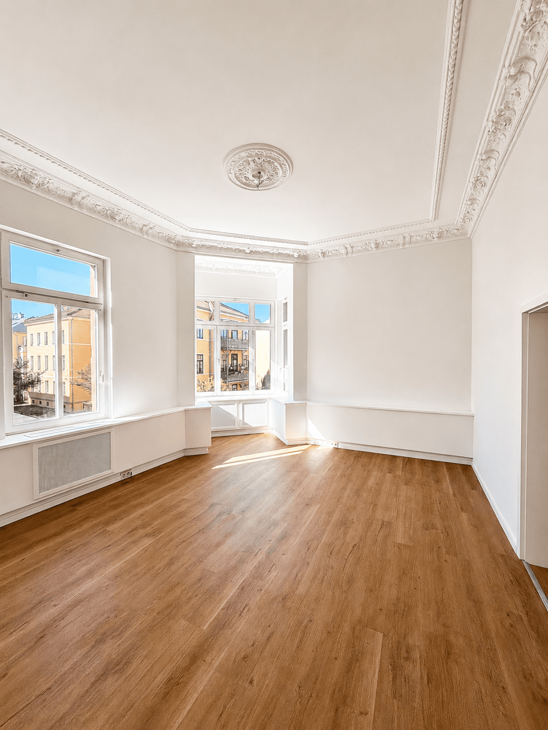 Hochwertig sanierte Altbauwohnung in der Lisztstraße, 99423 Weimar (Altstadt Innenstadt Nordvorstadt Südstadt Westvorstadt)