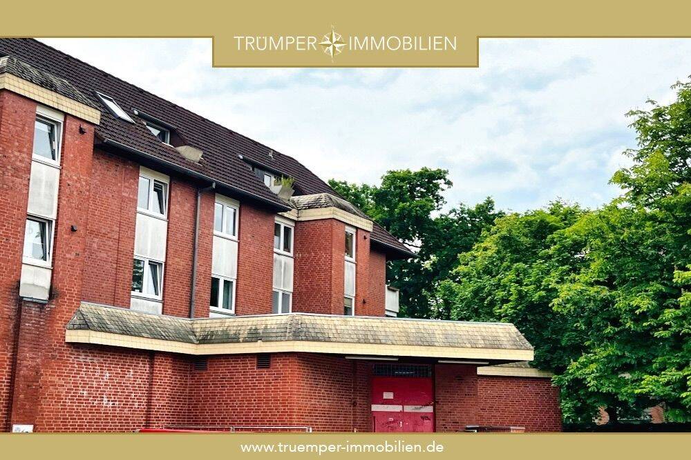 Schöne Dachgeschosswohnung mit zwei Balkonen im Herzen von Reppenstedt, 21391 Lüneburg