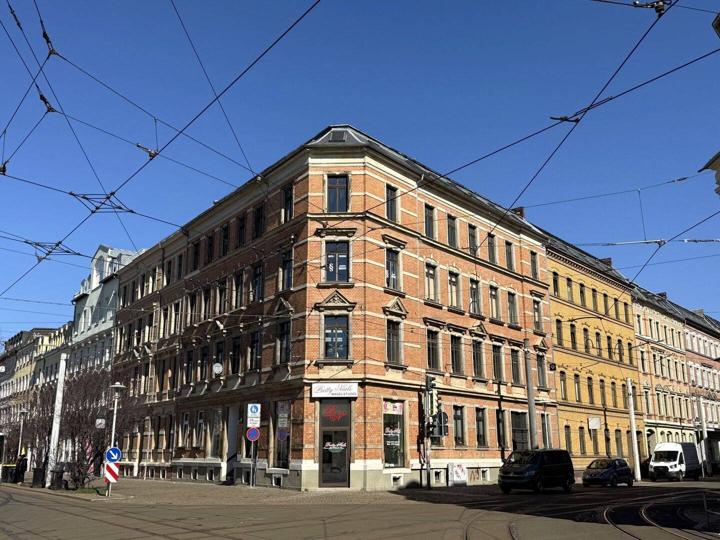3-Raum-Wohnung in zentrumsnaher Lage – modernisieren und einziehen – Denkmalschutz, 8056 Zwickau