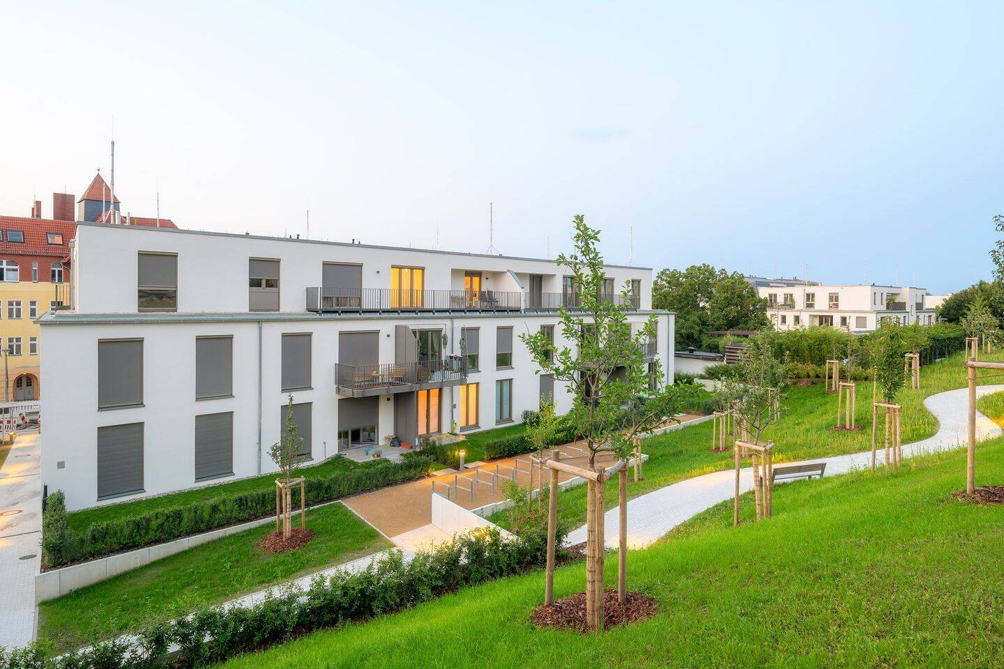 provisionsfrei +++ EBK +++ 3 Zimmer-Dachgeschosswohnung, 12524 Berlin (Treptow-Köpenick Altglienicke Kleingartenanlage Falkenbrunn 1)