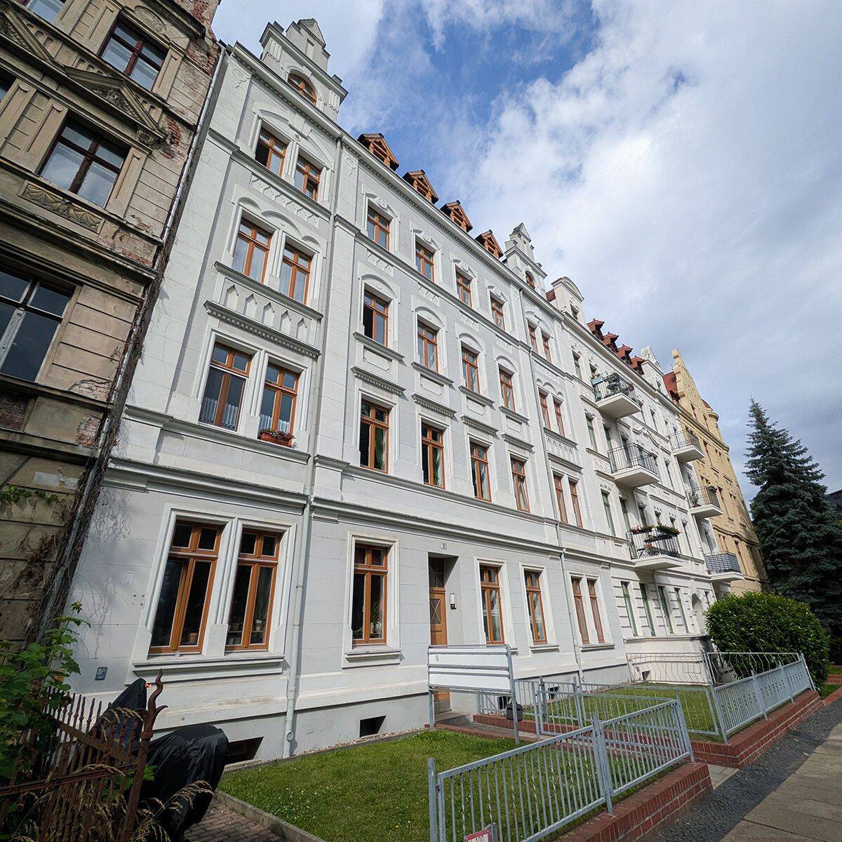 3-Raum-Wohnung mit Balkon in beliebter Südstadtlage von Görlitz, 2826 Görlitz