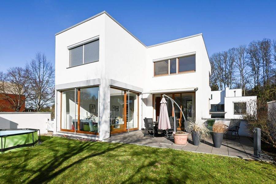 Modernes Architektenhaus mit besonderem Wohngefühl am Moritzberg, 31137 Hildesheim