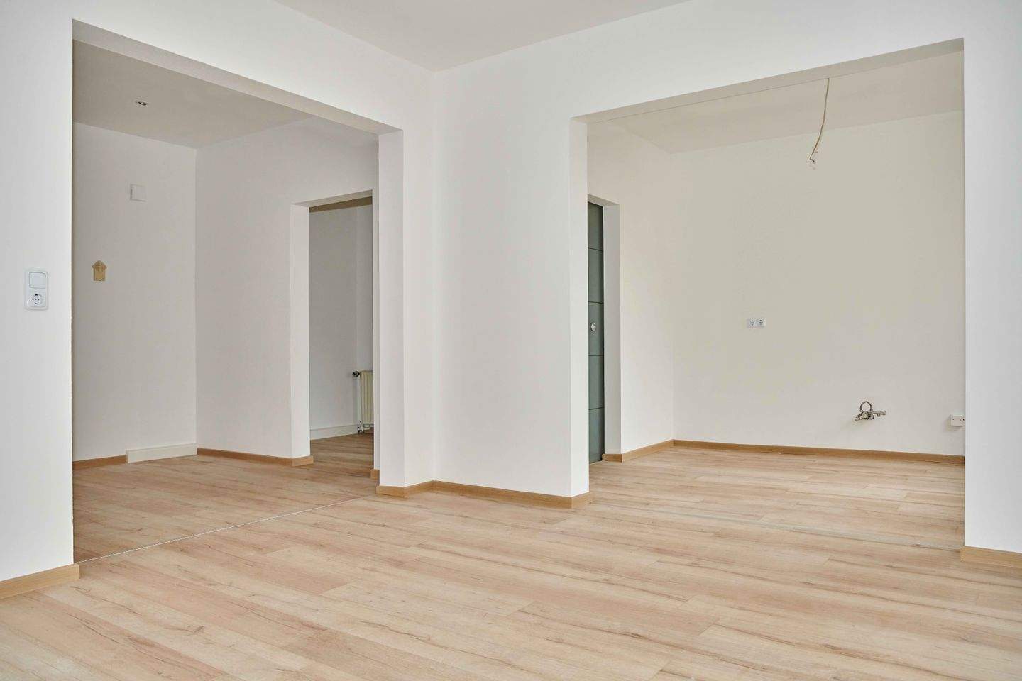 Sanierte 3-Raumwohnung in Zentrumslage zu vermieten!, 4758 Cavertitz