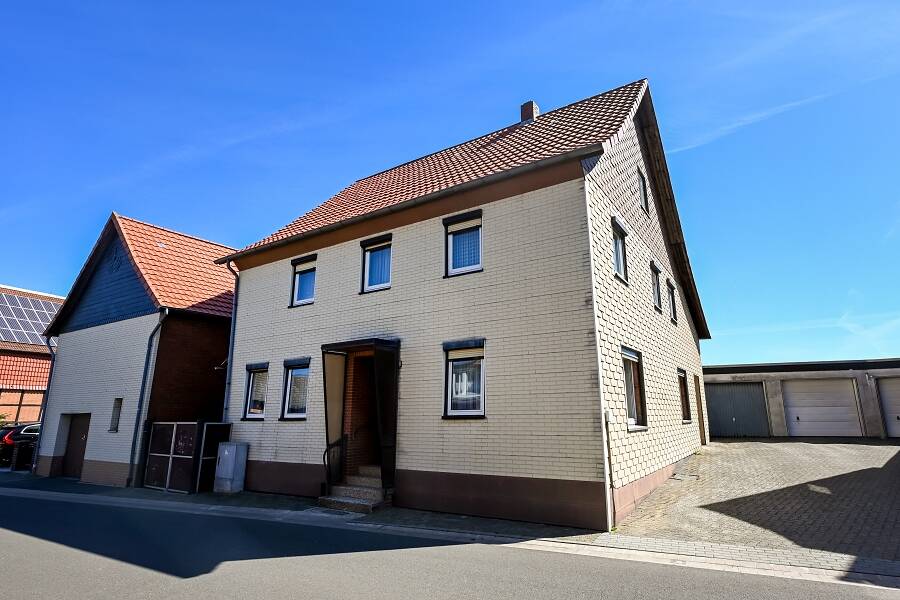 Bauernhaus mit Scheune und Weitblick – Liebhaberobjekt mit großem Potential, 31167 Bockenem