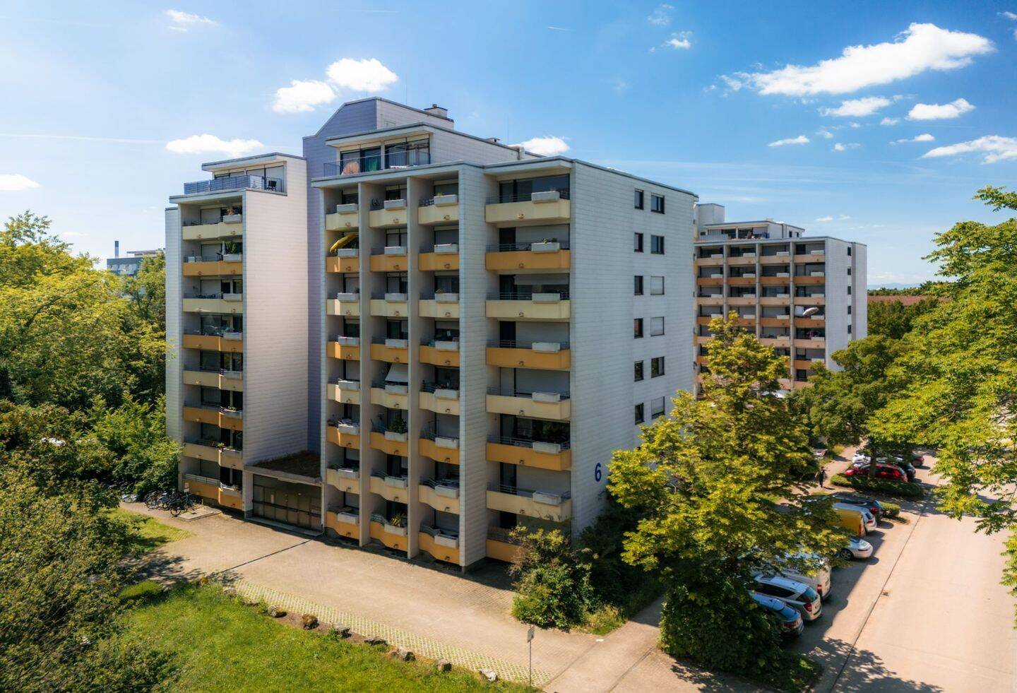 Renovierte 2-Zimmer-Wohnung mit Balkon und Tiefgarage in Heidelberg-Handschuhsheim, 69121 Heidelberg (Handschuhsheim Neuenheim)