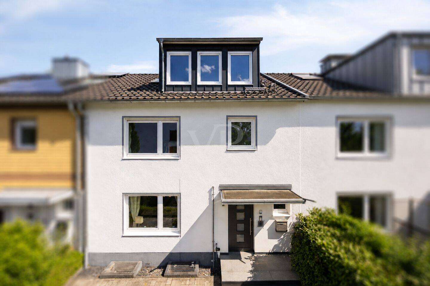Familienfreundliches Reihenhaus mit modernem Wohnkonzept!, 53179 Bonn (Lannesdorf Mehlem Muffendorf Pennenfeld Rüngsdorf)