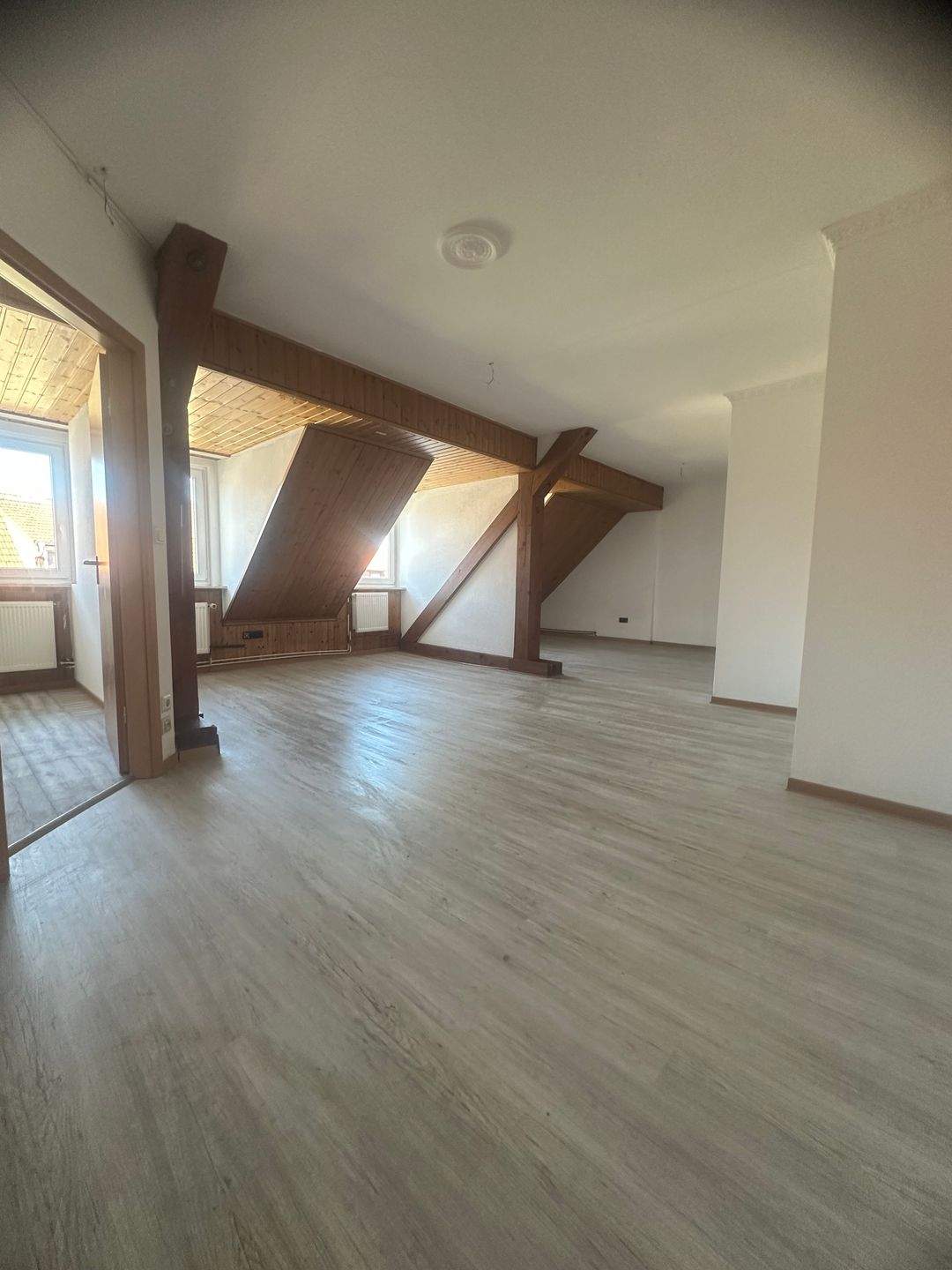 4 Zimmer DG-Wohnung in Göttingen-Weende – gerne für Studenten (WG-geeignet), 37077 Göttingen
