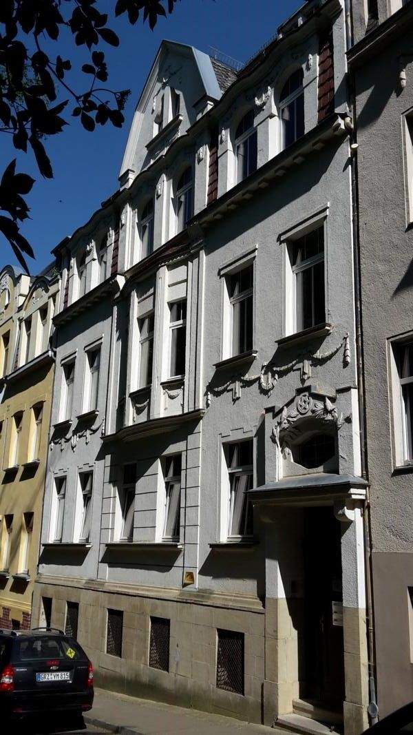 Großzügige Altbauwohnung in Jugendstilvilla, 7973 Greiz
